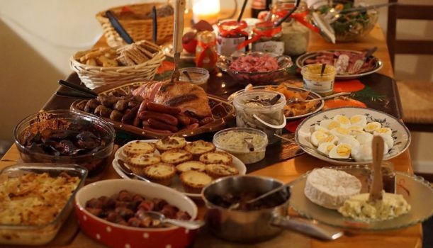 Wakacyjna dieta z głową – czyli jak przetrwać na wakacjach All Inclusive